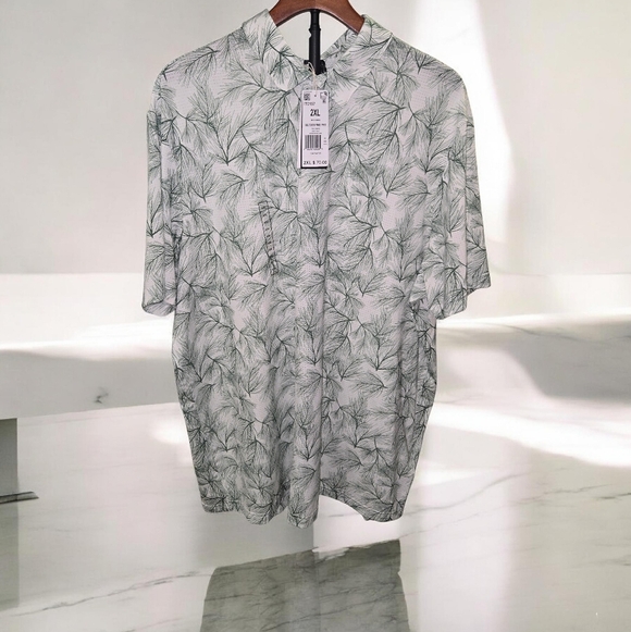 Men's Green Leaf Print Shirt - Picture 2 of 11